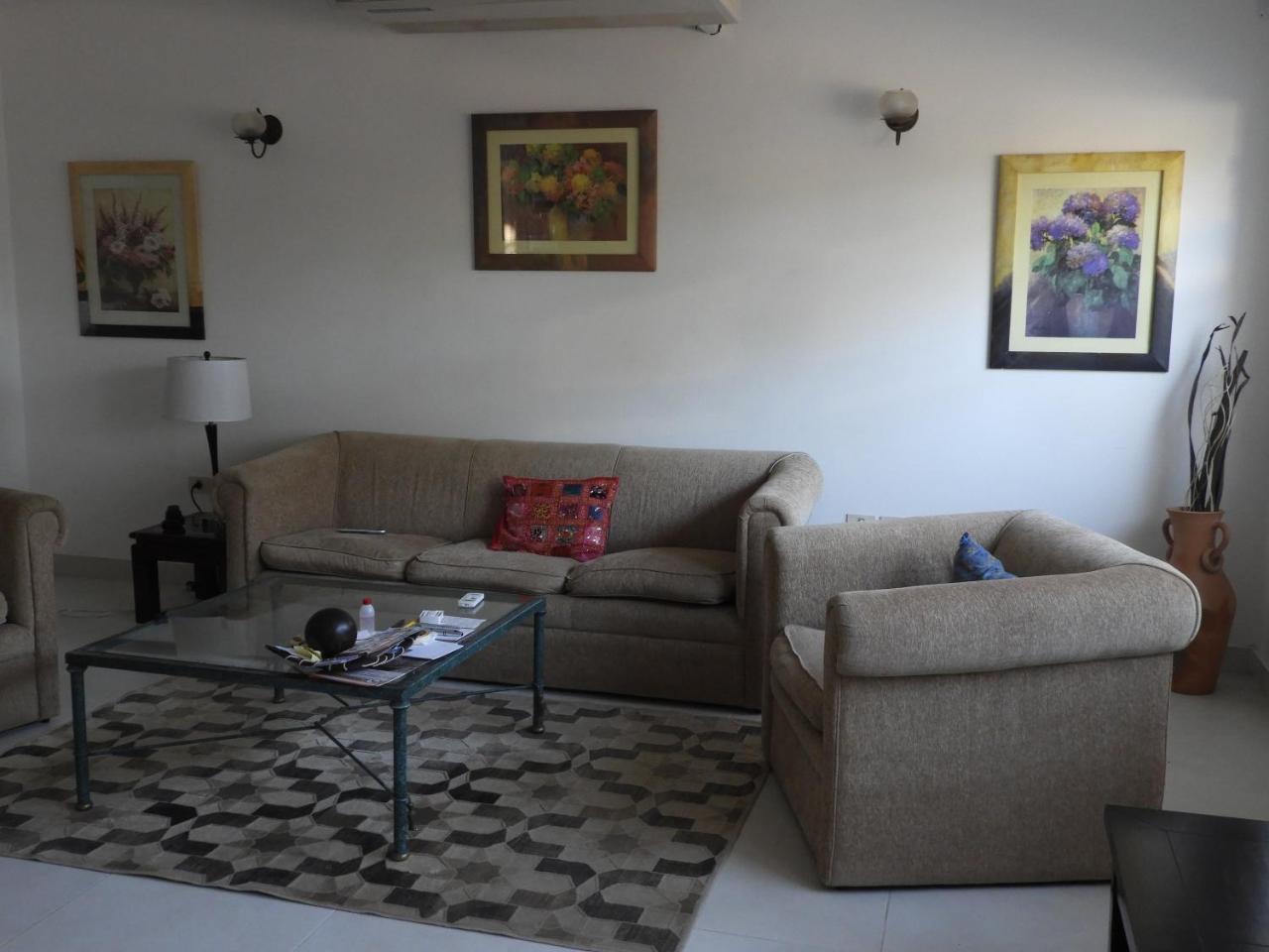 אסונסיון Hotel Casa Jardin מראה חיצוני תמונה