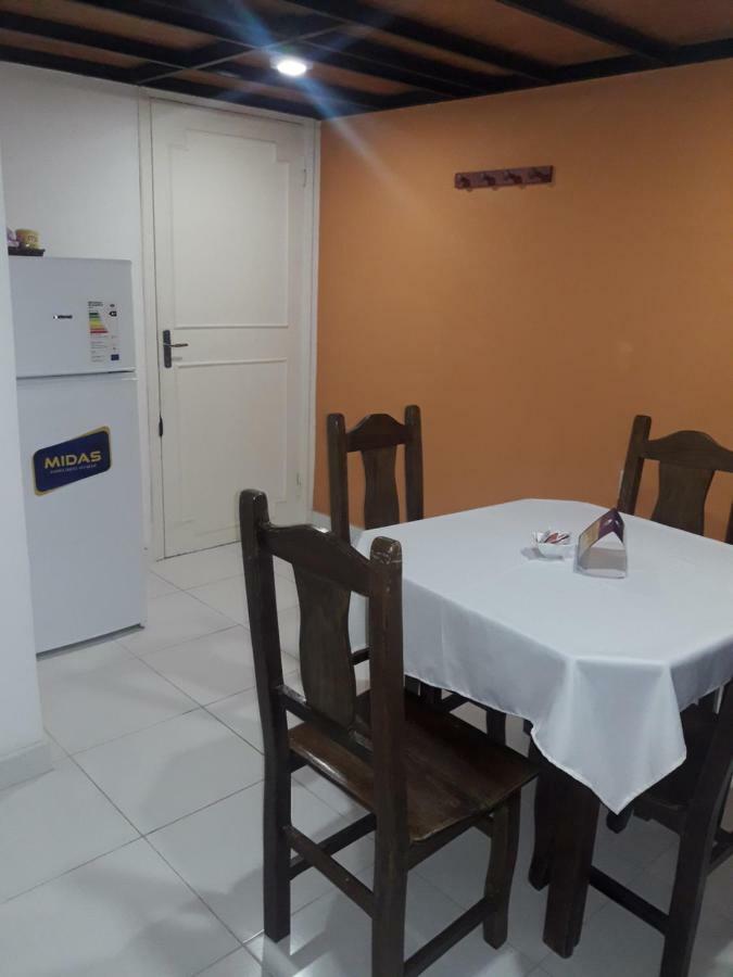 אסונסיון Hotel Casa Jardin מראה חיצוני תמונה